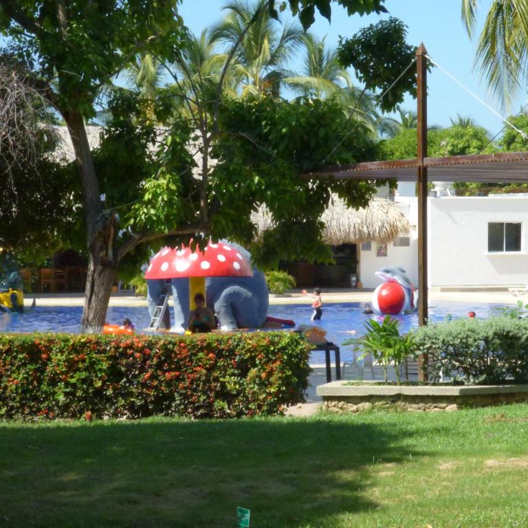 Costa Azul Suites 1002 - One-Bedroom Apartment with Balcony and Sea View - 79