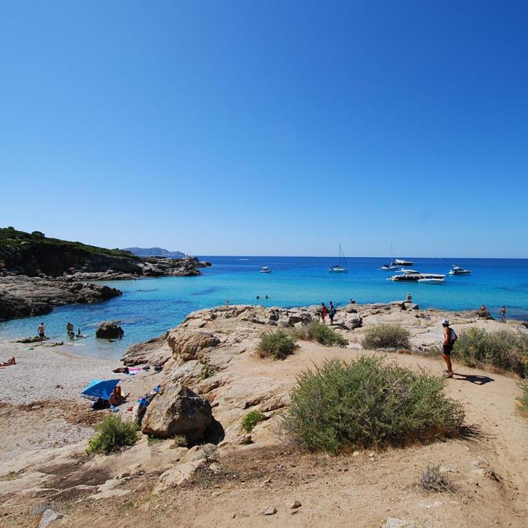 Mare appart avec jardin et bbq vue mer et montagne plage et port à 2 pas - Appartement - 8