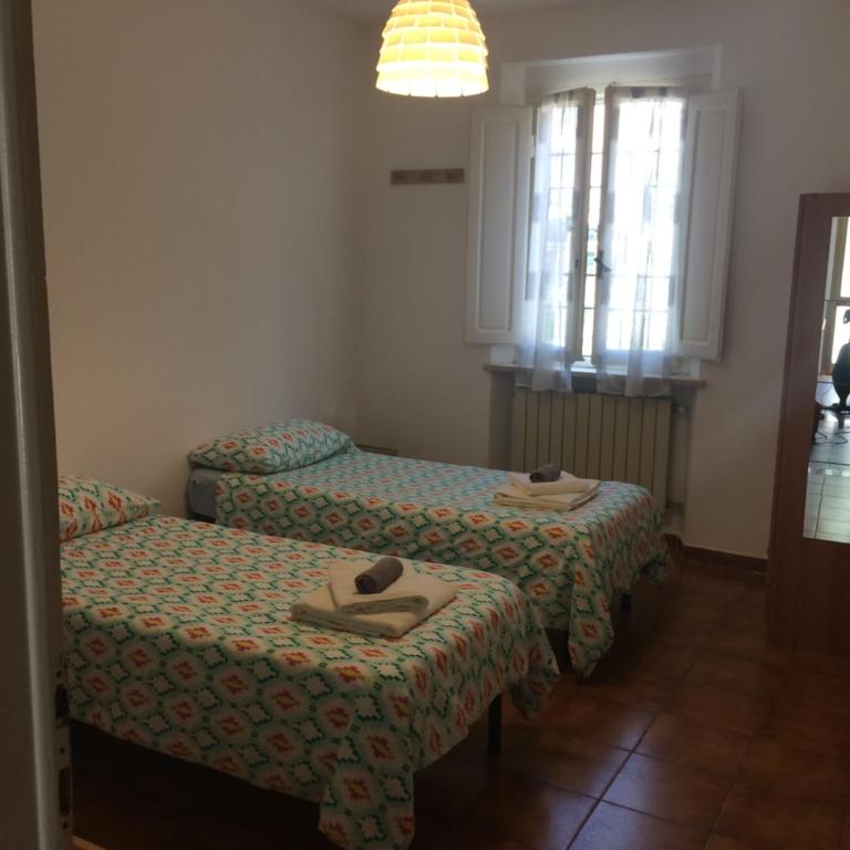 A Casa di Lucia - Camera Doppia con Letti Singoli - 5