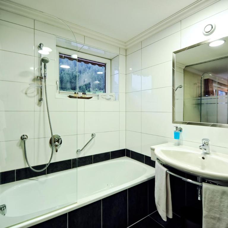 Alpenhof Pitztal - Superior Doppelzimmer - 4