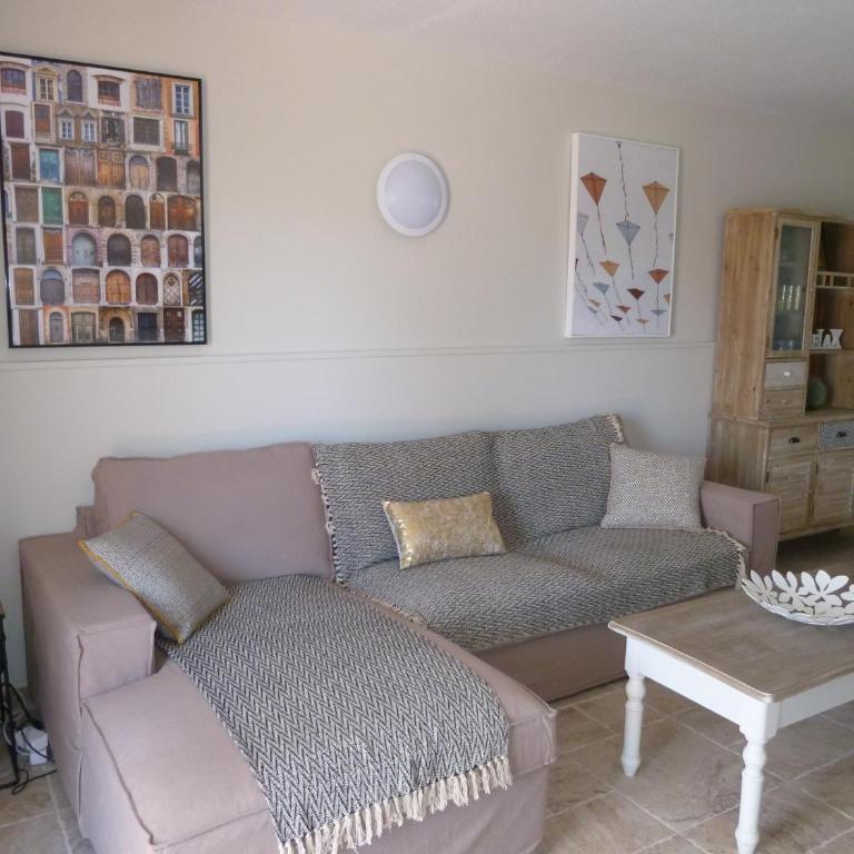 Costa Antigua - Two-Bedroom Apartment - 24