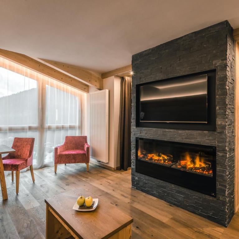 Dolasilla Mountain Panoramic Wellness Hotel - Suite - 3