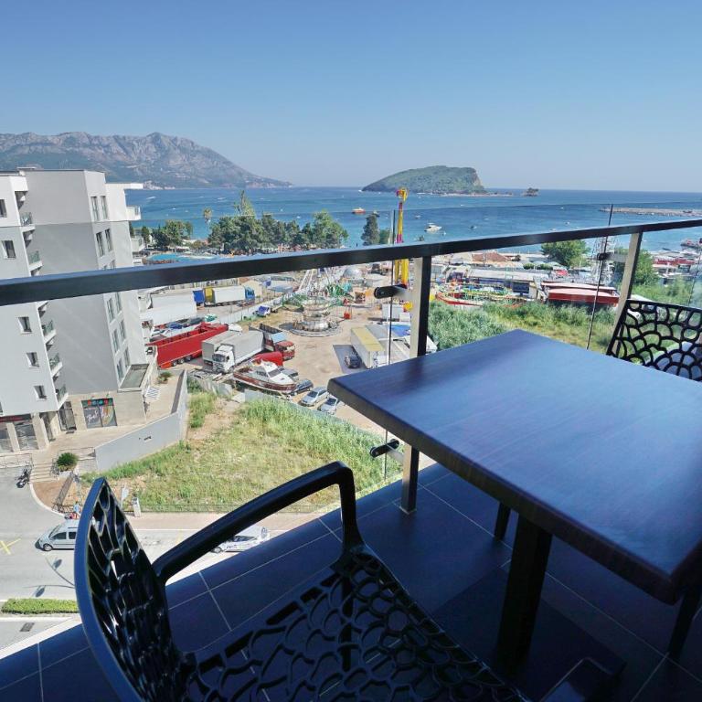 Budva Bay Breeze Apartments - Apartman sa Tušem - 1