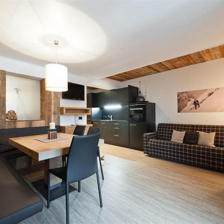 Burgus - Design Suites & Apartments - Appartamento Superior con Sauna - 3