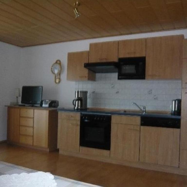 Gastehaus Helga - Apartment mit 1 Schlafzimmer - 3