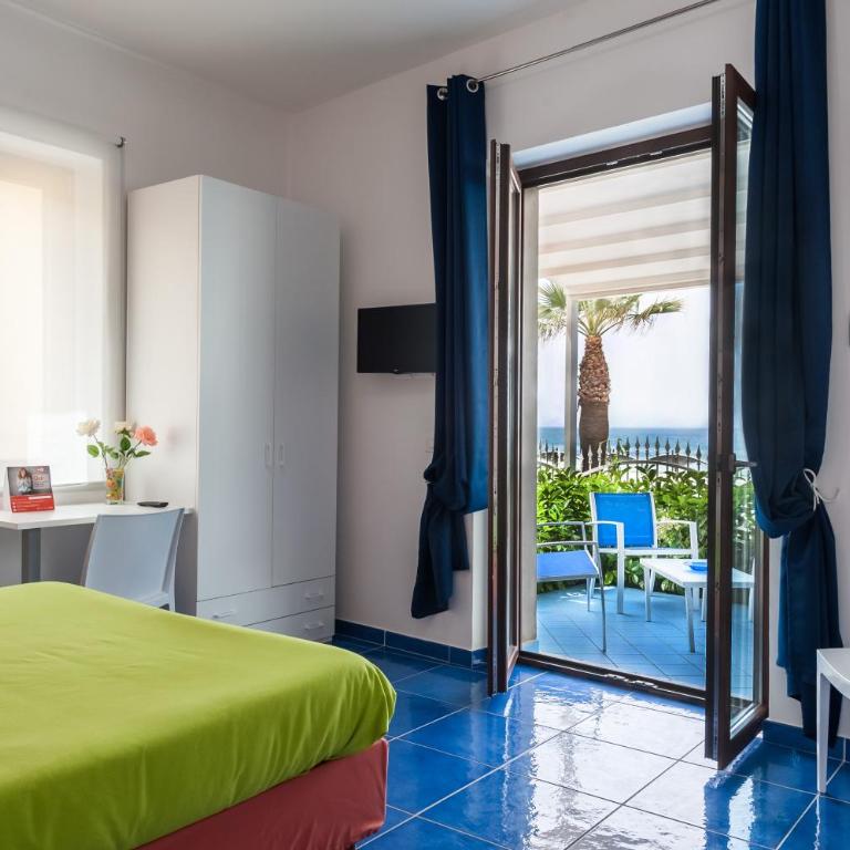 Settessenze Residence & Rooms - Camera Tripla Deluxe con Vista Mare - 1