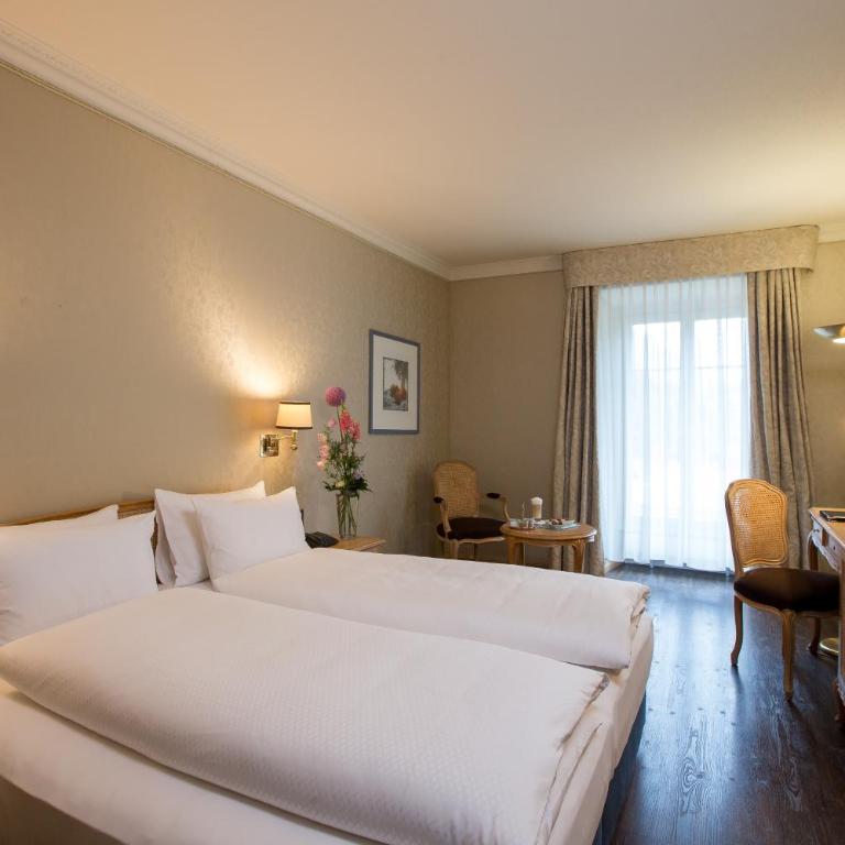 Grand Hotel Beau Rivage Interlaken - Zimmer mit Kingsize-Bett, Balkon und Flussblick - 8