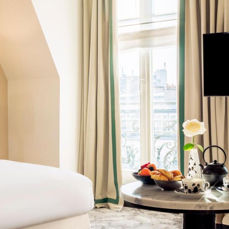 Hyatt Paris Madeleine - Chambre Lit King-Size Deluxe - 3
