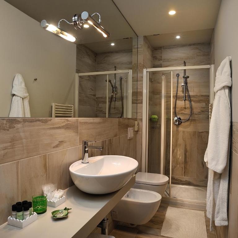 Hotel Concord - Nel cuore di Riccione - Deluxe Quadruple Room - 5