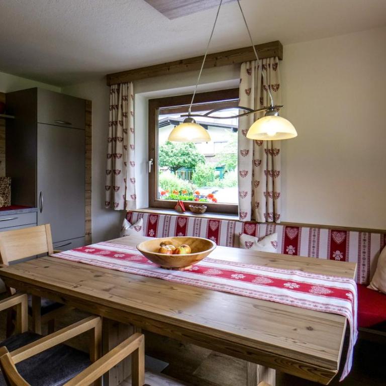 Apart Tyrol - Two-Bedroom Apartment with Terrace - 8