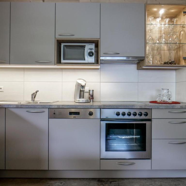Apart Tyrol - Two-Bedroom Apartment with Terrace - 10