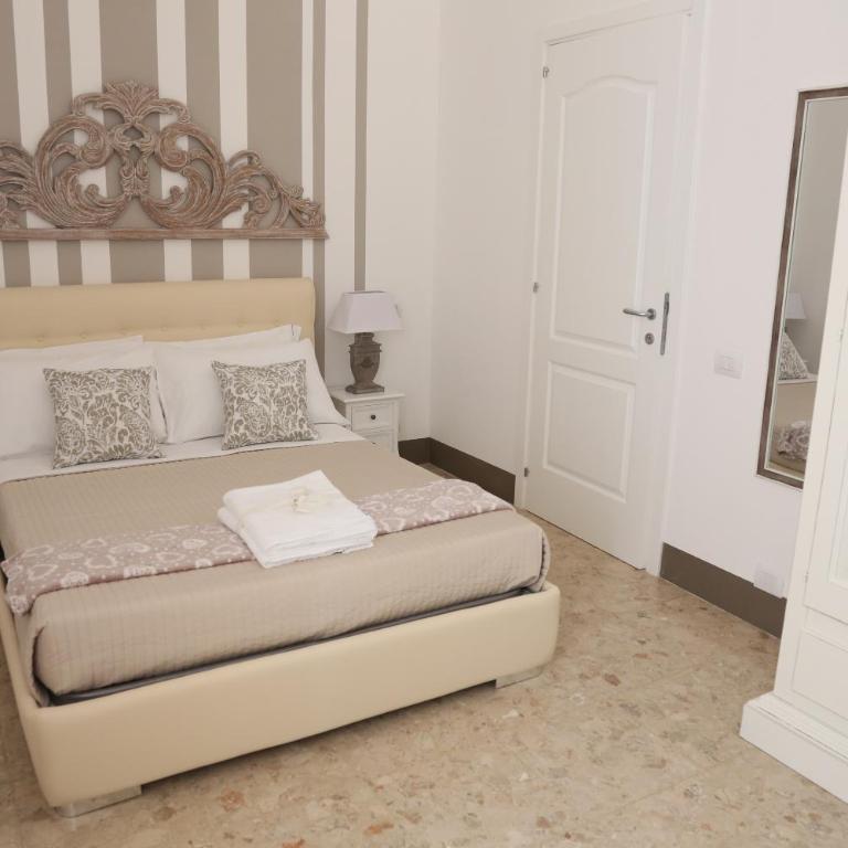 Dimi House - Camera Matrimoniale Standard - 6