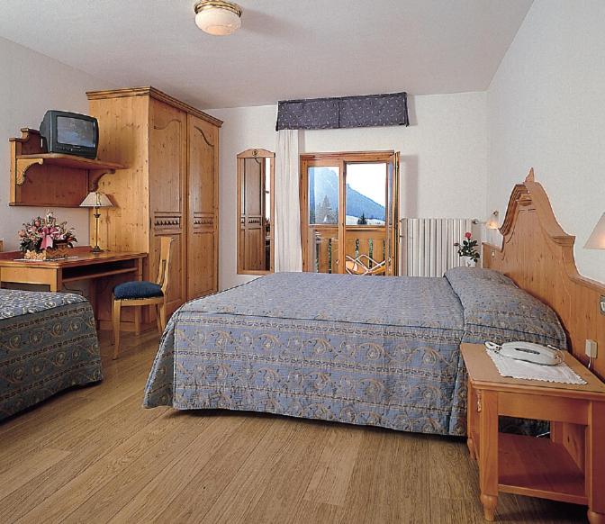 Hotel Jolanda - Camera Familiare (2 Adulti + 1 Bambino) - 1