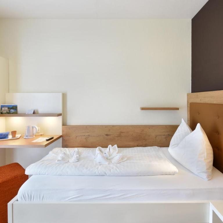 Waldhotel Unspunnen - Standard Einzelzimmer mit Balkon - 2