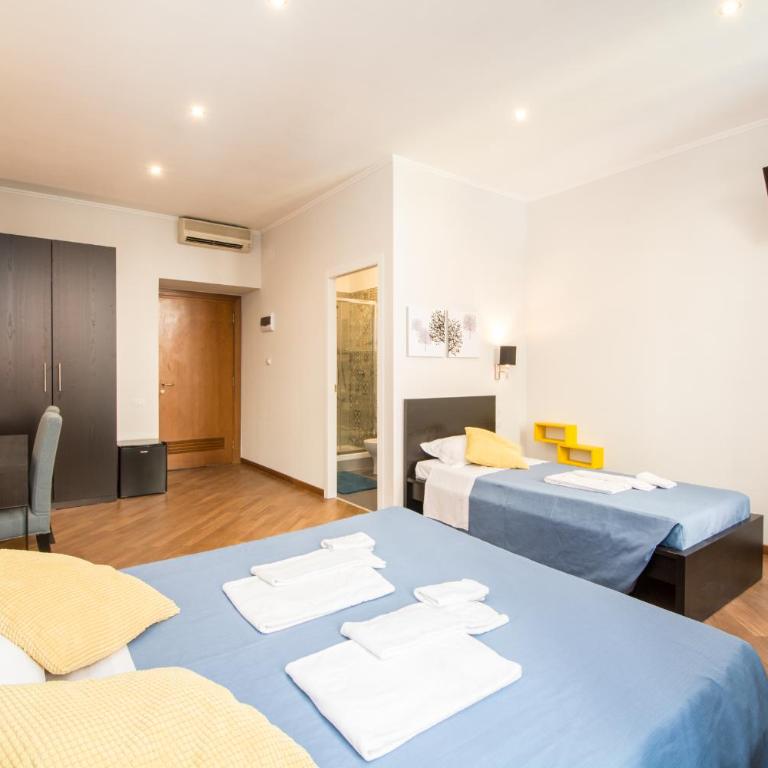 Seven Rooms Vatican - Camera Tripla Comfort con Doccia - 12