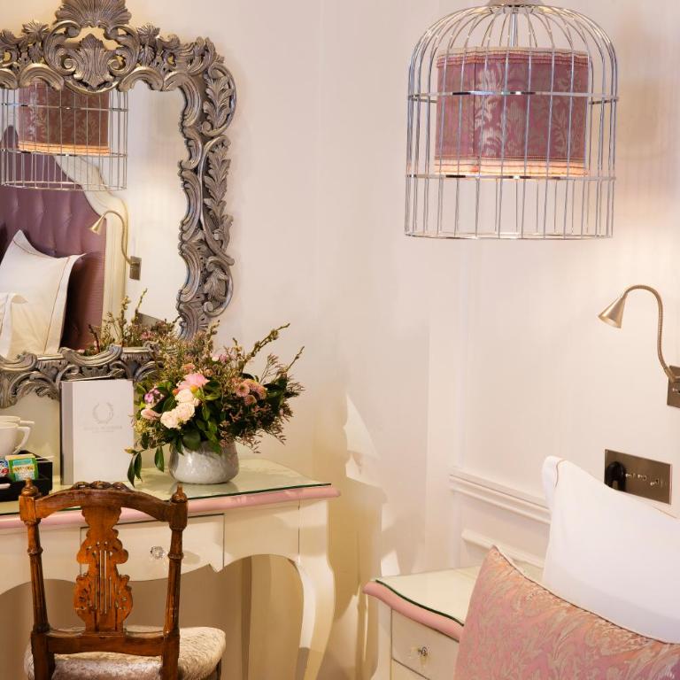 Académie Hôtel Saint Germain - Chambre Double de Luxe avec Baignoire Spa - 11