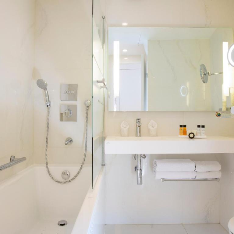 Académie Hôtel Saint Germain - Chambre Double de Luxe avec Baignoire Spa - 7