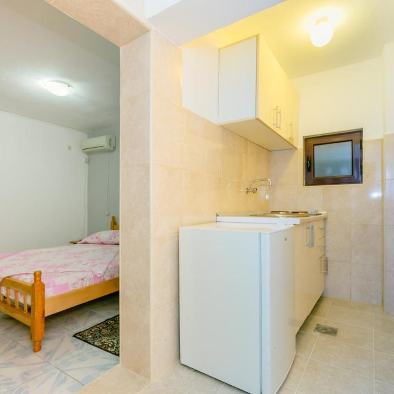 MC Apartments - Apartman - 11