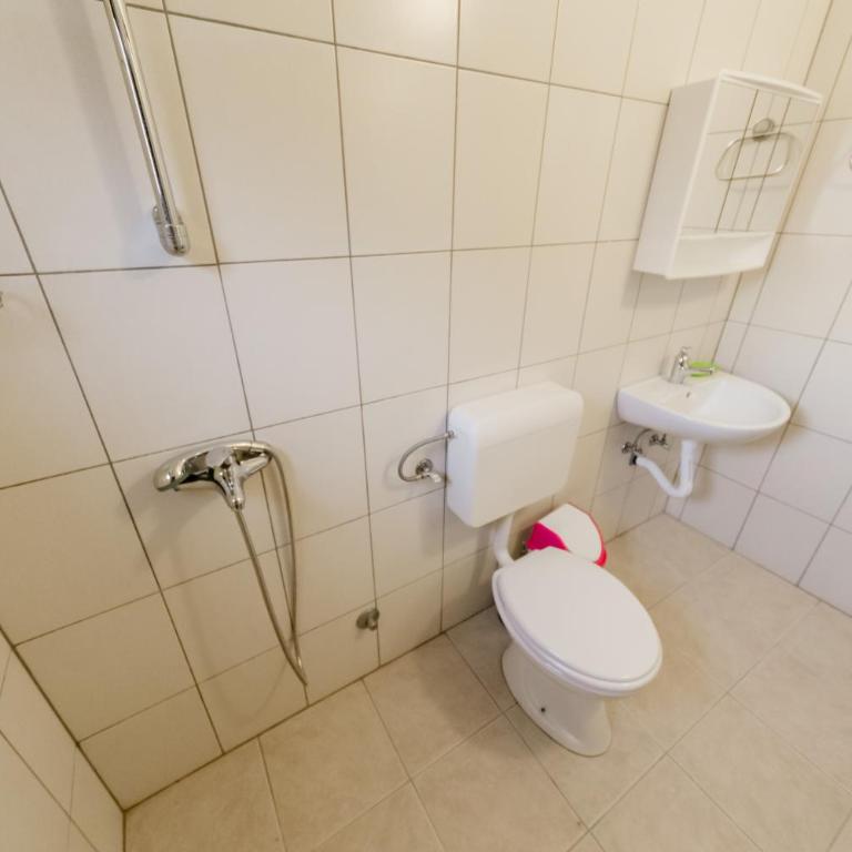 MC Apartments - Superior Apartman - 12