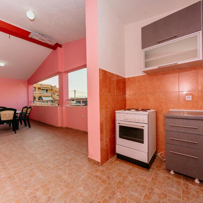 MC Apartments - Deluks Apartman - 4