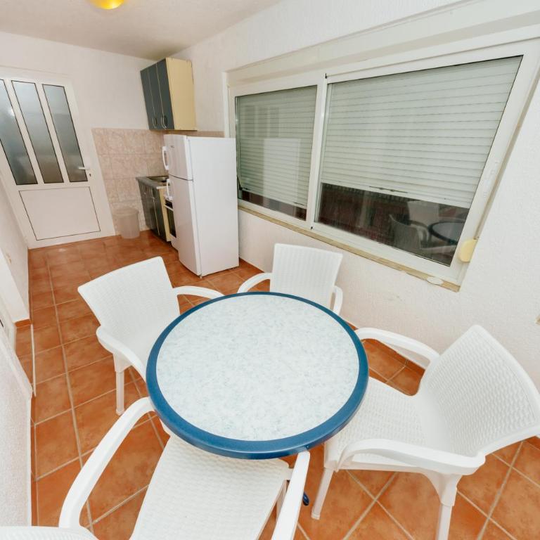 MC Apartments - Apartman sa Terasom - 2