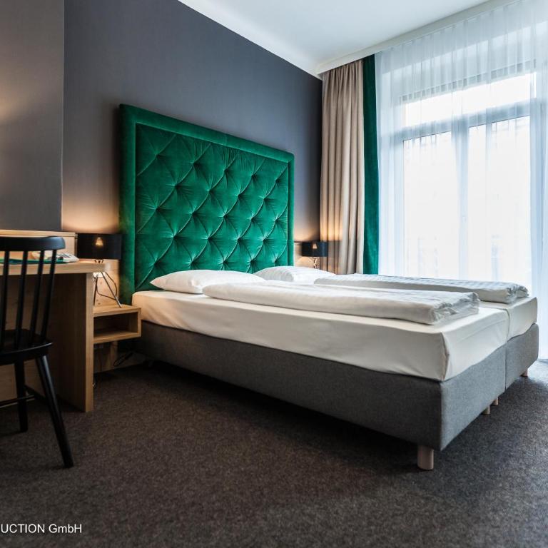 Hotel Markus Sittikus Salzburg - Superior Doppelzimmer - 5