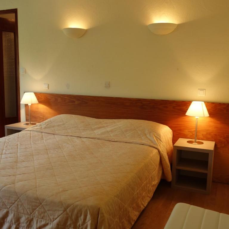 Hotel le Préjoly - Chambre Familiale avec Terrasse - 5