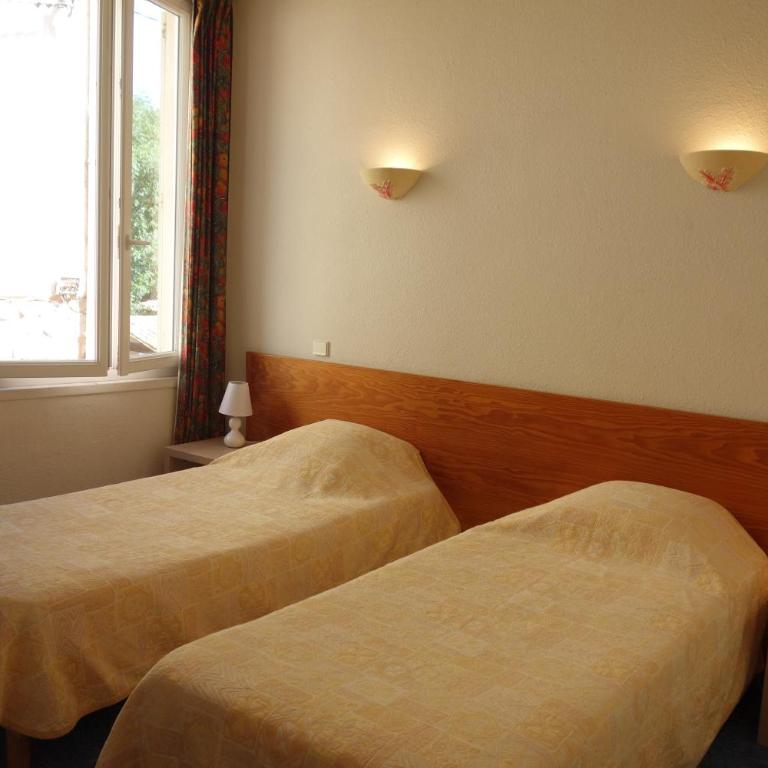 Hotel le Préjoly - Chambre Double ou Lits Jumeaux Économique - 9
