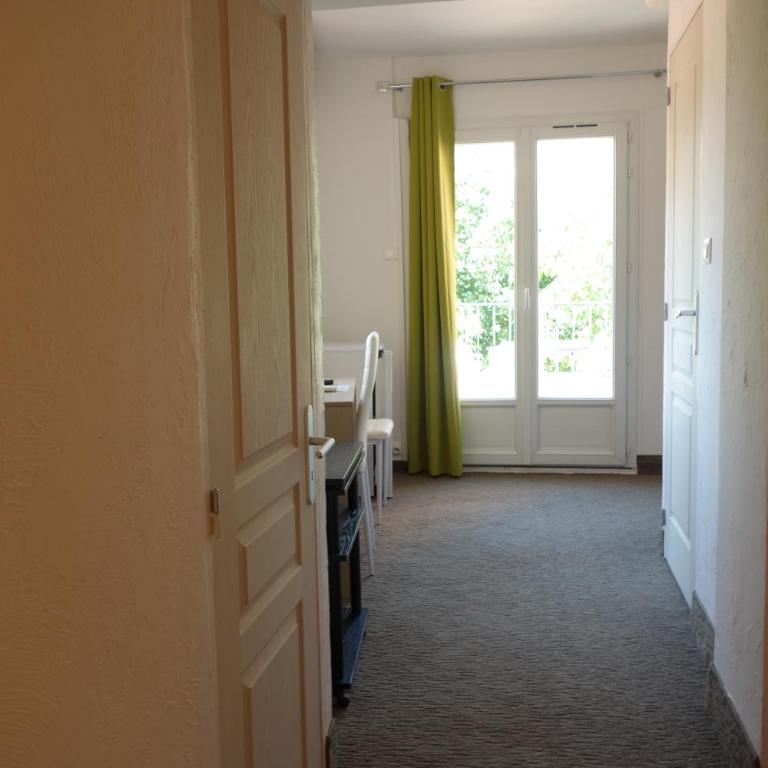 Hotel le Préjoly - Chambre Double ou Lits Jumeaux Supérieure avec Terrasse - 21