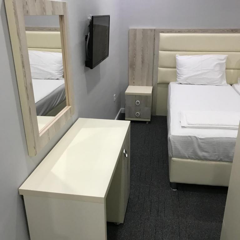 Guesthouse Montex - Deluks Soba sa Bračnim Krevetom/Zasebnim Krevetima i Pogledom na More - 14