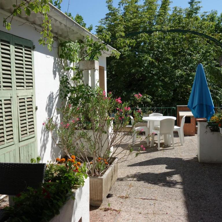 Hotel le Préjoly - Chambre Double ou Lits Jumeaux Standard avec Terrasse - 1