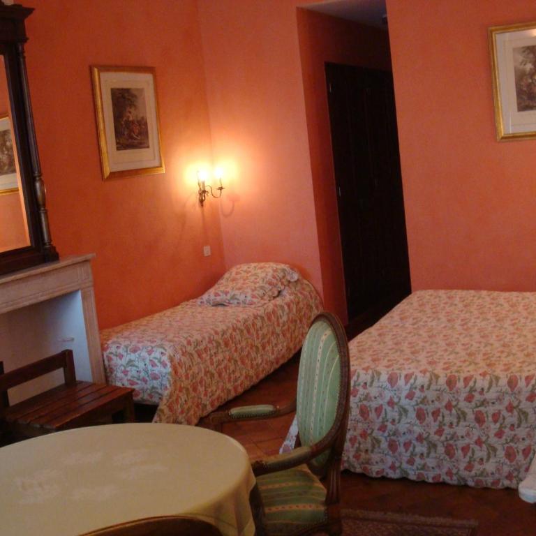 Hostellerie Le Beffroi - Chambre Triple - 7