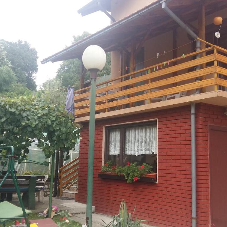 Guesthouse Irac - Apartman - 1
