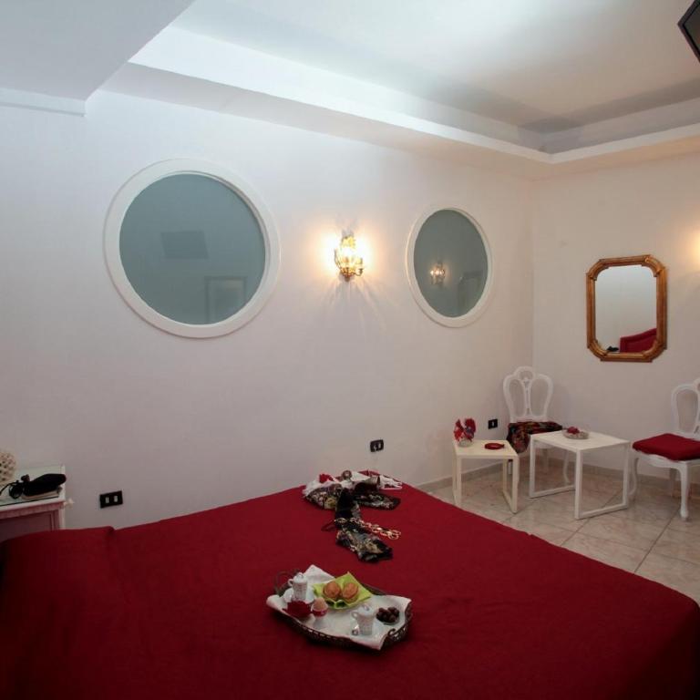 ZO. NE. Baroque B&B - Camera Matrimoniale - 12