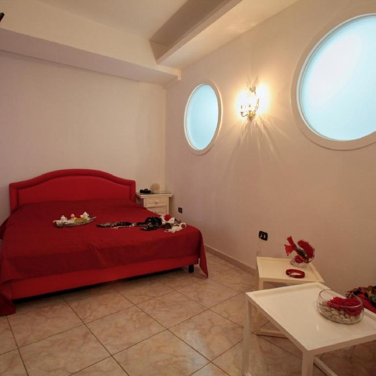 ZO. NE. Baroque B&B - Camera Matrimoniale - 8