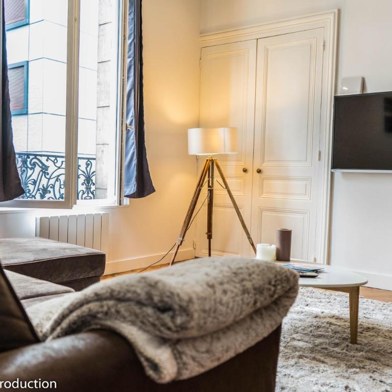 Charming Haussmannien 50m2 - city center - Apartamento Superior - 2