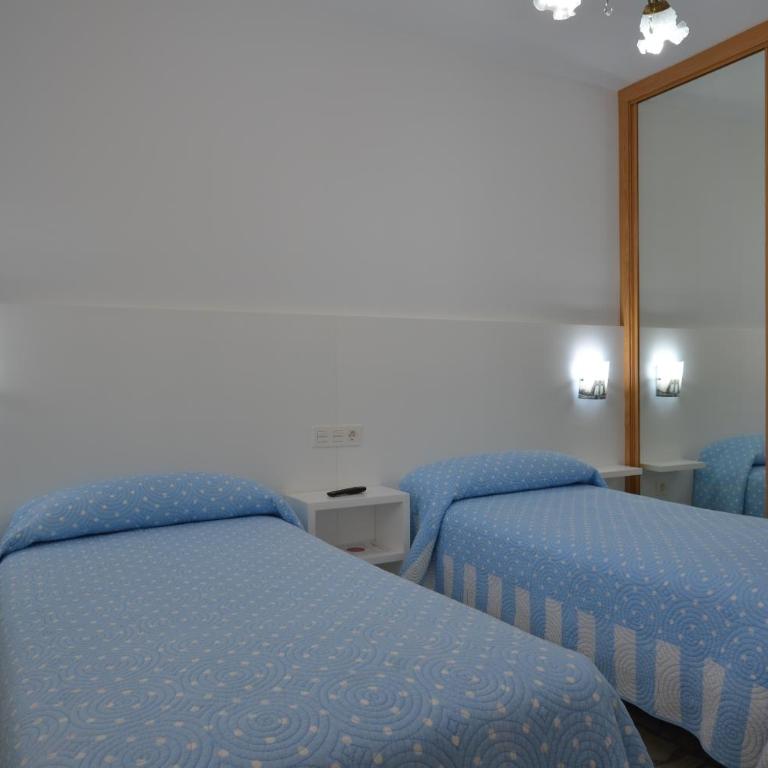 Pension Asun Sanxenxo - Habitación Doble - 2 camas - 2