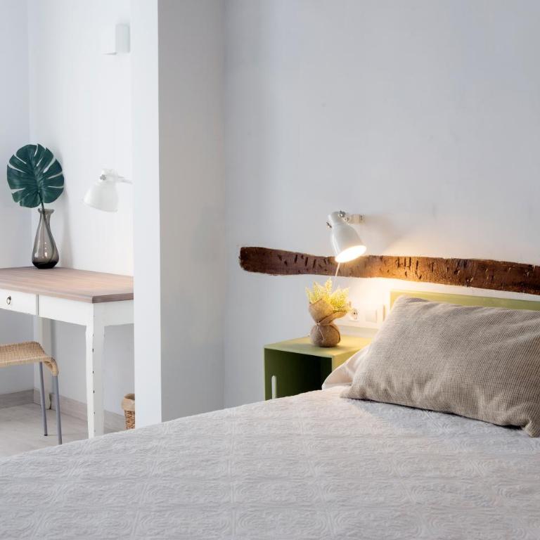 OttoH Charm Stay - Standard Double Room - 2