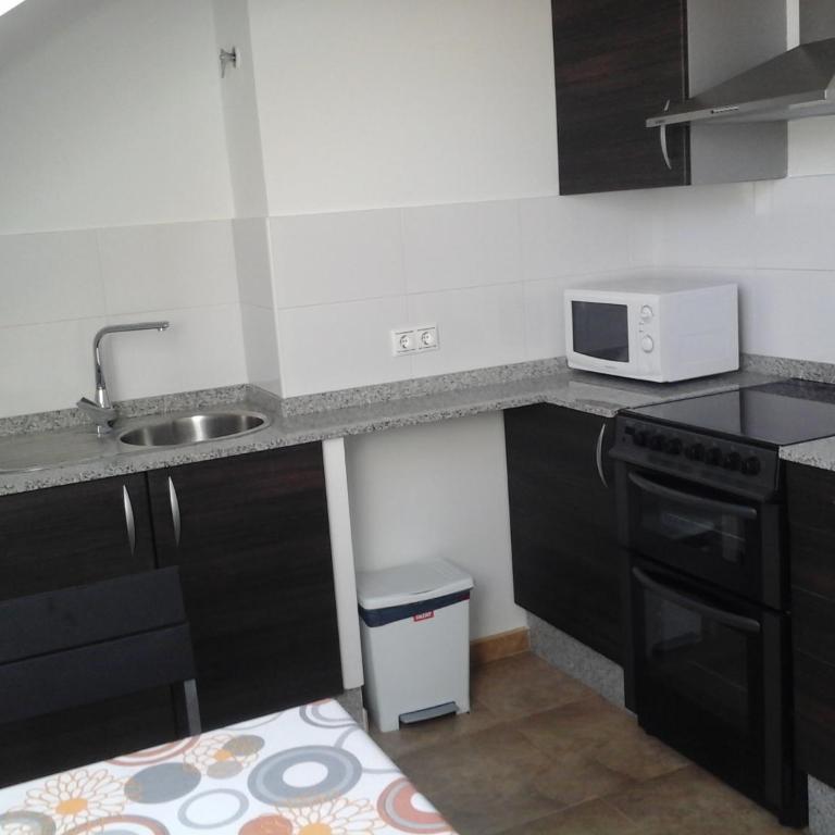 Apartamentos Rúa Virxe do Carme - Apartamento Ático con balcón y vistas al mar - 8