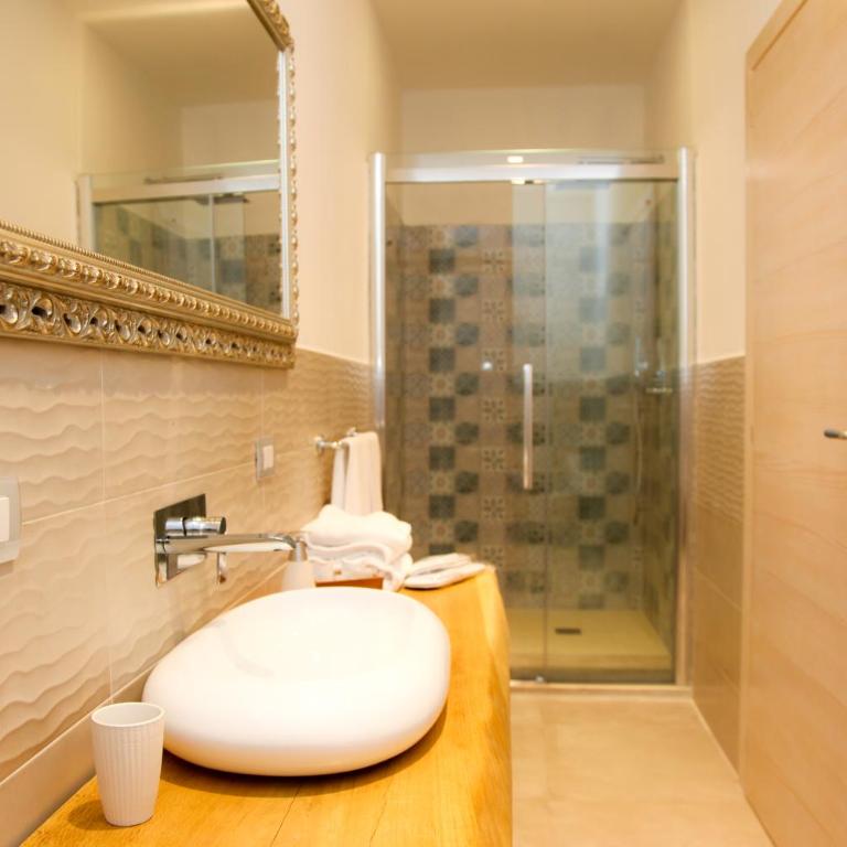 Hypnos Boutique Hotel - Camera Deluxe - 9