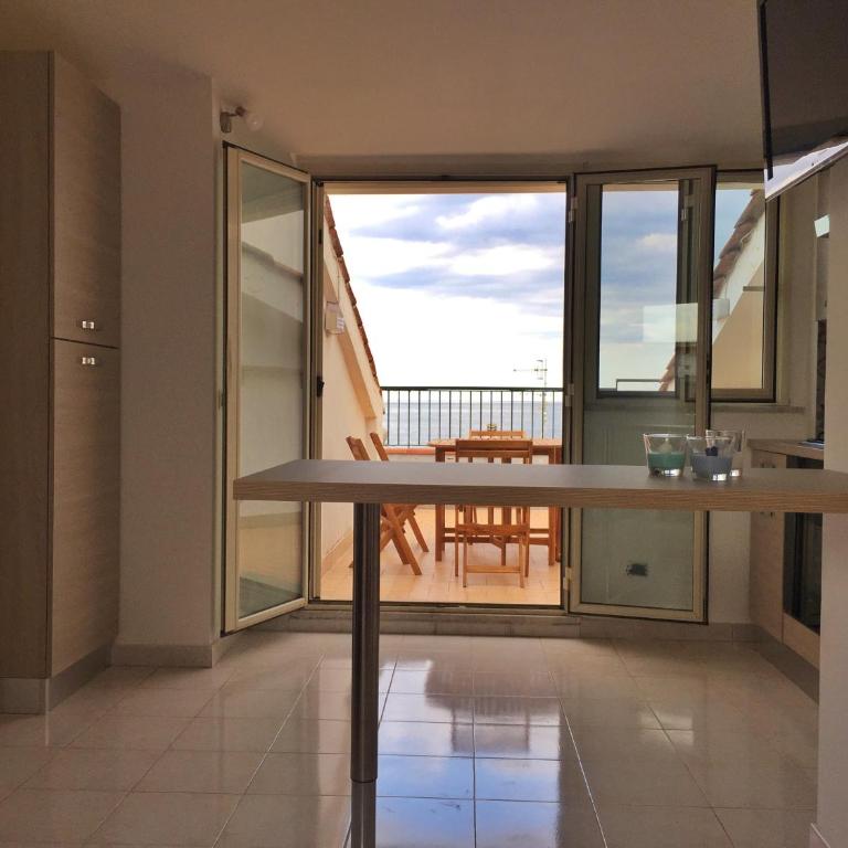 Suite sul mare - Appartamento con Vista Mare - 15