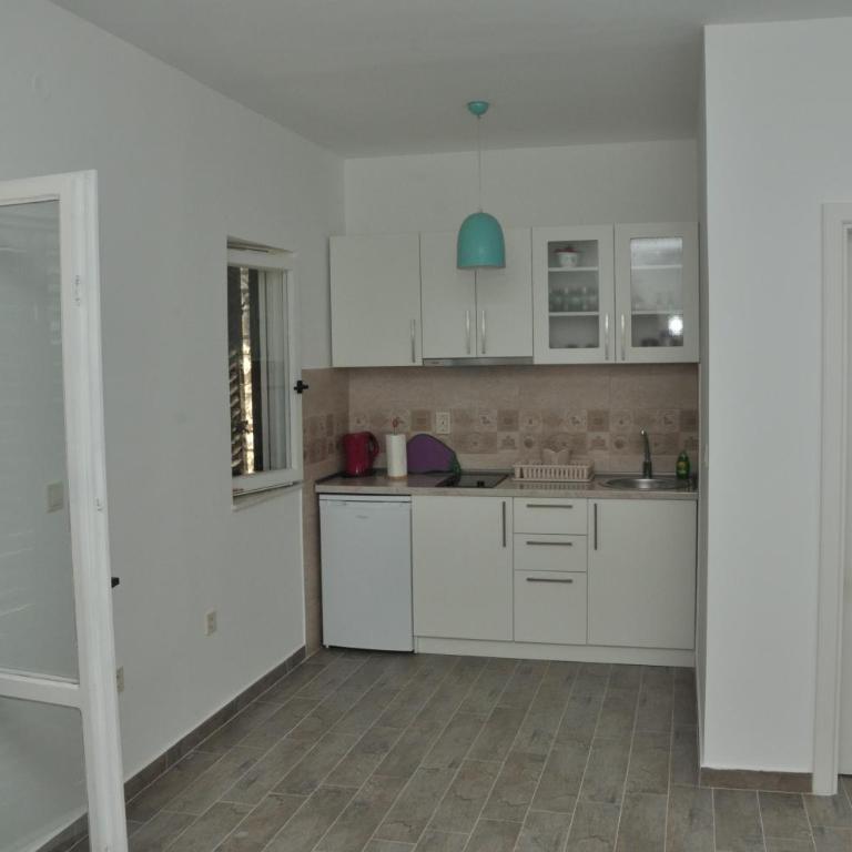 Apartments La Dolce Vita - Apartment with Balcony - 31