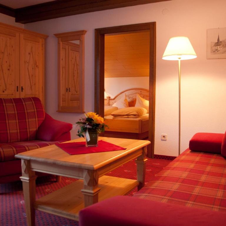 Pension Gertraud - Junior Suite mit Bergblick - 1