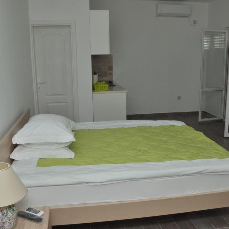 Apartments La Dolce Vita - Apartment with Balcony - 39