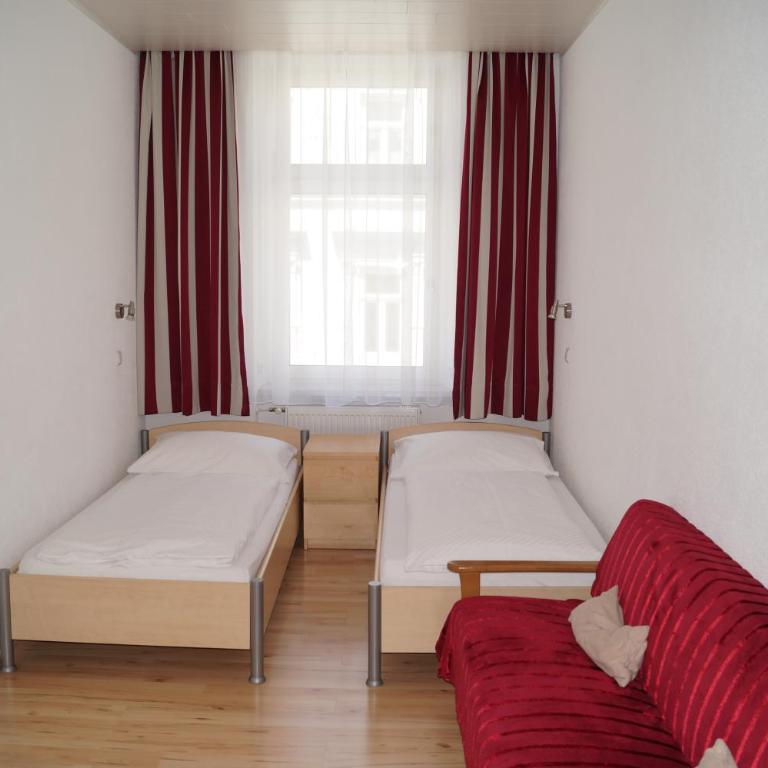 Hotel "Wilder Mann" - Zweibettzimmer mit eigenem Bad - 4