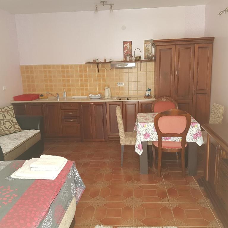 Apartments Nensy - Apartman sa 1 Spavaćom Sobom - 6