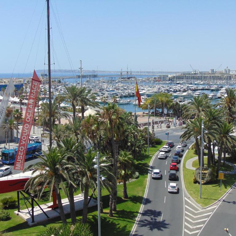 Apartamentos Playa Postiguet Alicante - Apartment with Sea View - 38