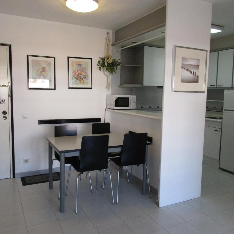 Blaumar B-18 Inmoestarit - Two-Bedroom Apartment - 6