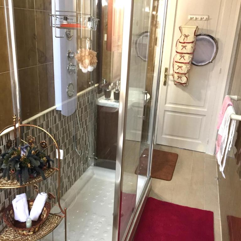 Al.Fa - Three-Bedroom House - 27