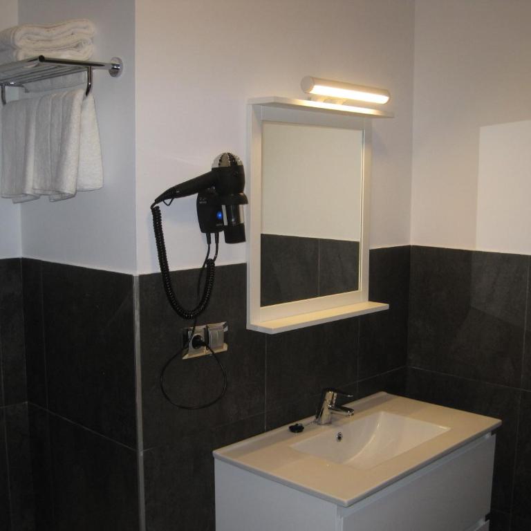 Suites Coruña - Habitación Triple - 1